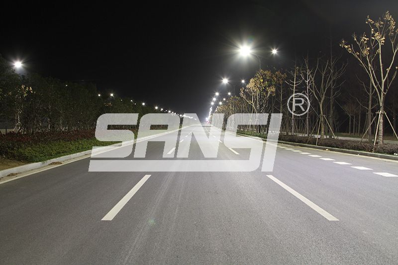 照亮生活,改善出行,LED,道路照明燈,點(diǎn)亮城市,美好未來(lái)