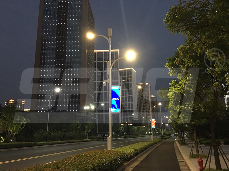 智慧路燈,上海三思,新一代,通信,路燈桿,助力建設,智慧城市