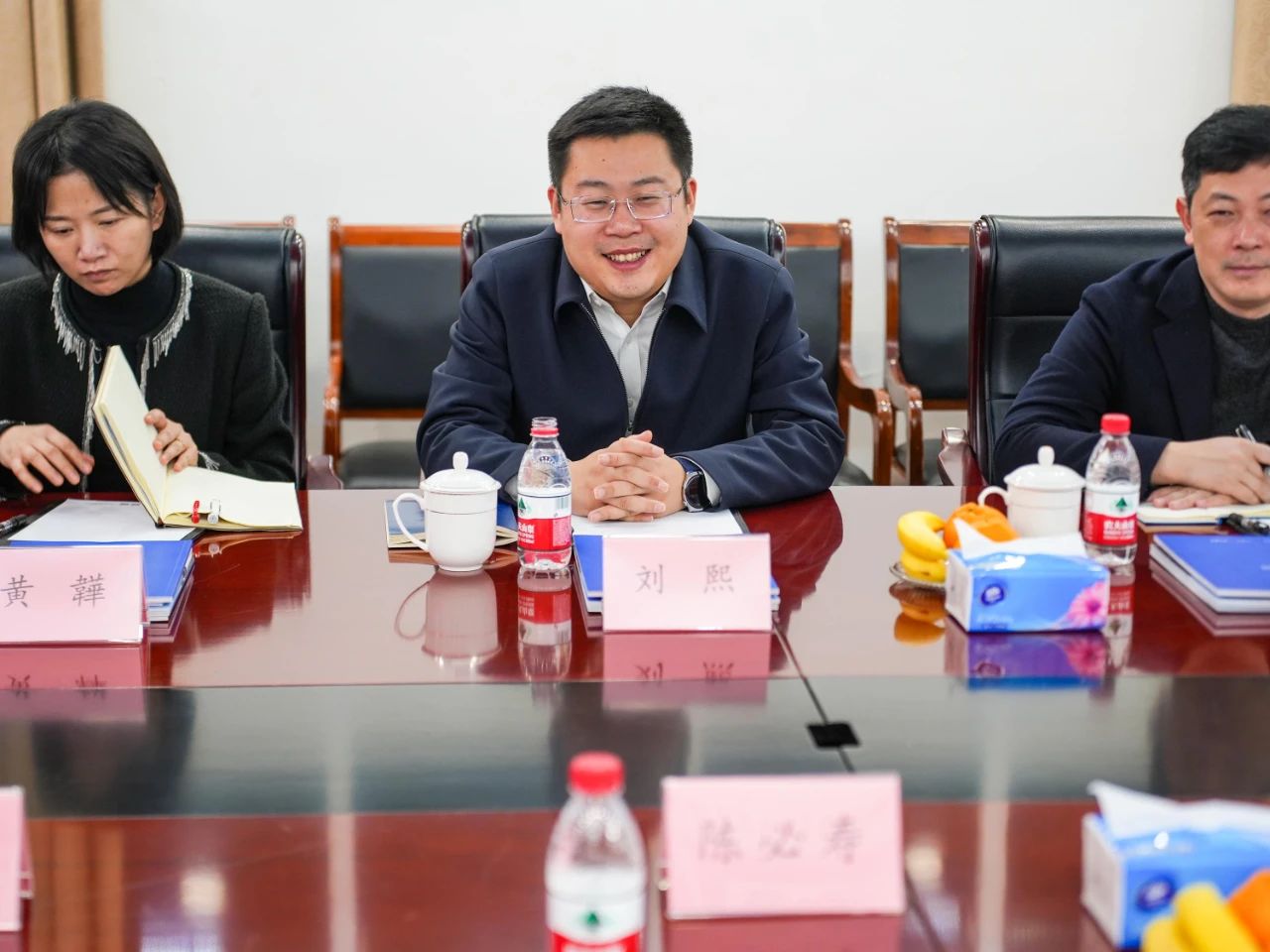 浦江縣,縣長,劉熙,一行赴滬,調(diào)研三思,以中國之光,點(diǎn)亮全球