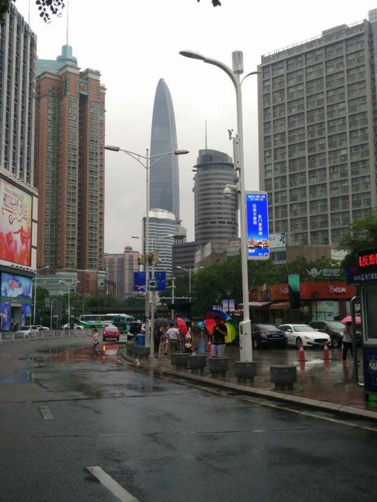 上海三思,以光為筆,勾勒未來(lái)城市,智慧路燈